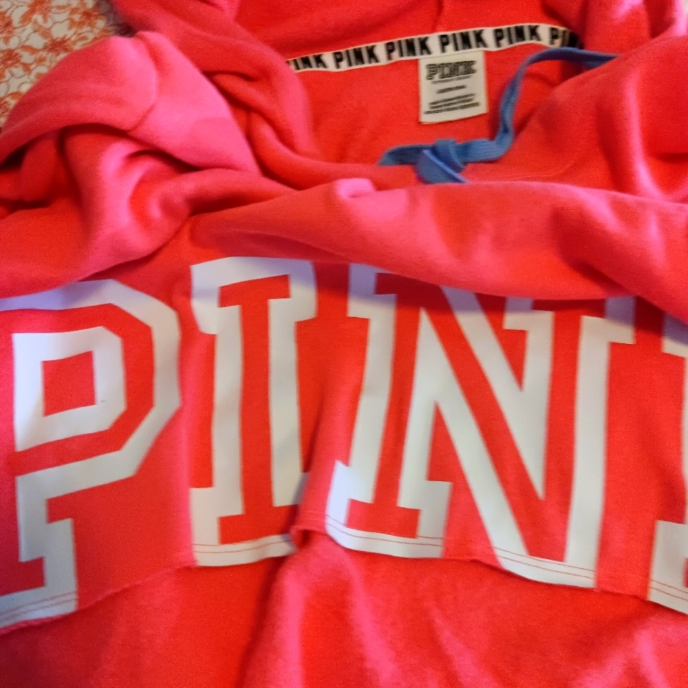 PINK SWEATSHIRT 🛍